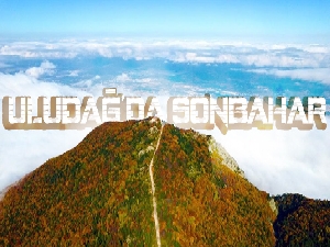 Uludağ'da sonbahar güzelliği havadan görüntülendi