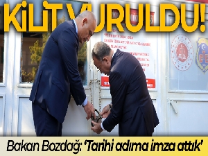 Adalet Bakanı Bozdağ, Diyarbakır Cezaevi'ne kilit vurdu