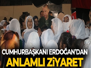 Cumhurbaşkanı Erdoğan, Silvan'da Turgut Özal'ın ziyaret ettiği aile ile bir araya geldi