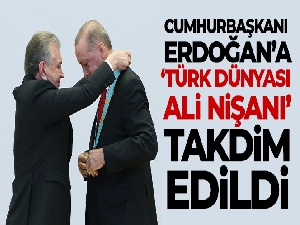 Cumhurbaşkanı Erdoğan'a Özbekistan'da 'Türk Dünyası Ali Nişanı' takdim edildi