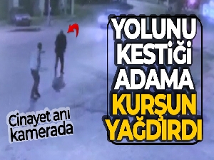 Yolunu kestiği adama kurşun yağdırdı: Cinayet anı kamerada