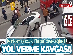Esenyurt'ta yol verme kavgası kameraya yansıdı