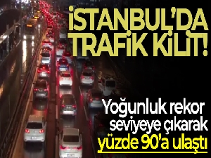 İstanbul'da trafik yoğunluğu rekor seviyeye çıkarak yüzde 90'a ulaştı