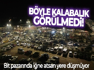Akşam pazarına akın: Bit pazarındaki kalabalık havadan görüntülendi