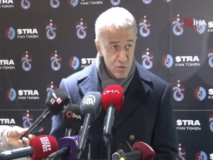 Ahmet Ağaoğlu: 'Trabzonspor her zaman zirve yarışı içindedir'