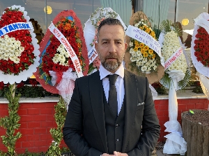 Bayrampaşa Belediye Başkanı Aydıner balık restoranı açılışına katıldı