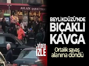 Beylikdüzü'nde bıçaklı kavga anları kamerada