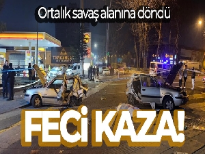 Kontrolden çıkan otomobil önünde seyir halinde olan araca çarptı: 2 ölü, 1'i ağır 3 yaralı