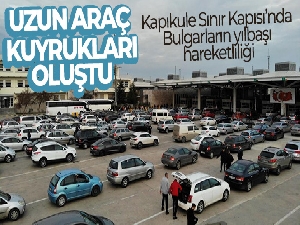 Kapıkule Sınır Kapısı'nda Bulgarların yılbaşı hareketliliği: Uzun araç kuyrukları havadan görüntülendi