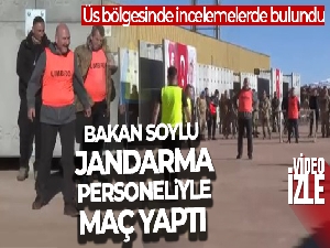 Bakan Soylu, jandarma personeliyle maç yaptı