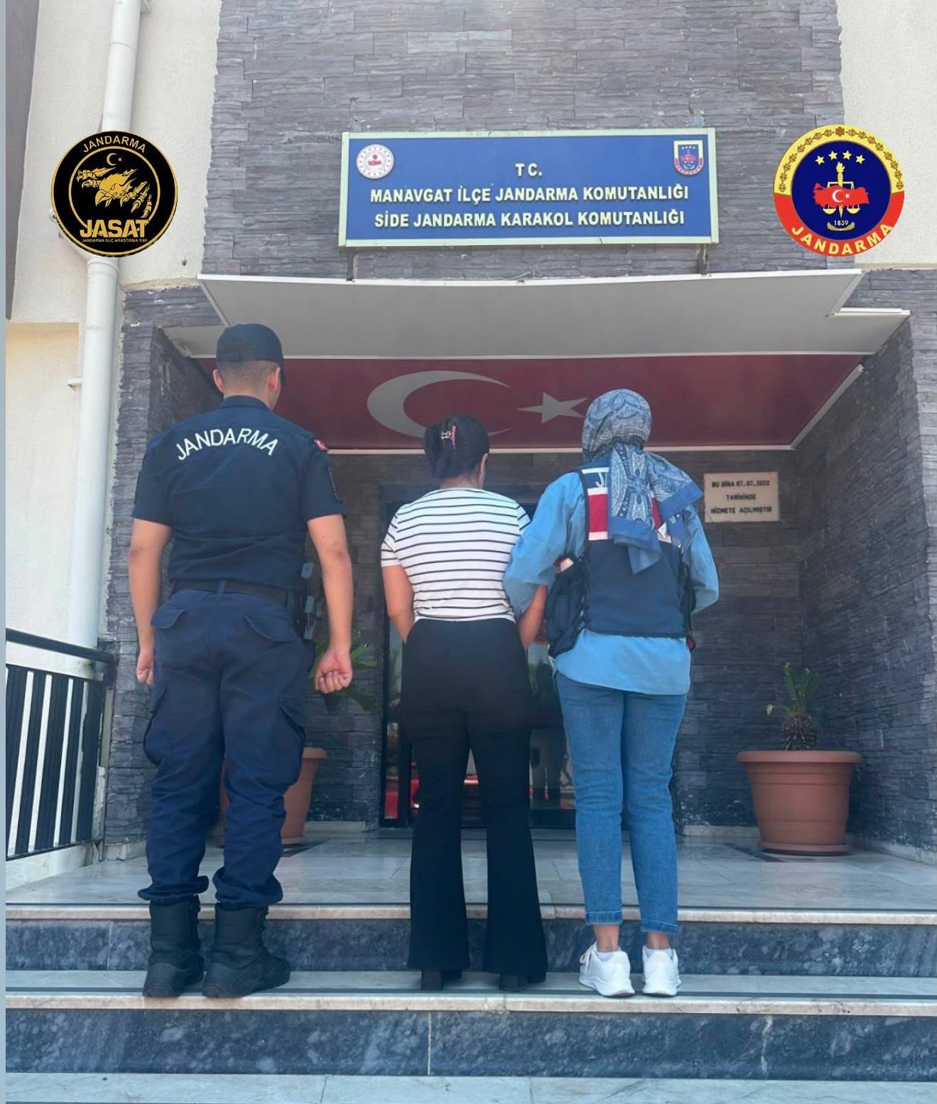 manavgat-ta-hakkinda-25-yil-8-ay-kesinlesmis-hapis-cezasi-bulunan-hukumlu-yakalandi