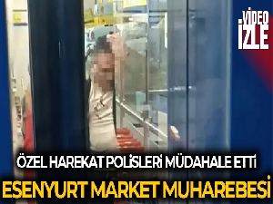 Esenyurt'ta market çalışanı ile müşteri kavga etti, ortalık savaş alanına döndü