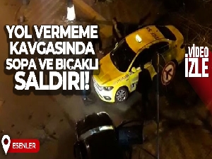 Esenler'de yol vermeme kavgası çıktı, taraflar birbirlerine sopa ve bıçakla saldırdı