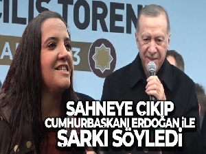Sahneye çıkıp Cumhurbaşkanı Erdoğan ile şarkı söyledi