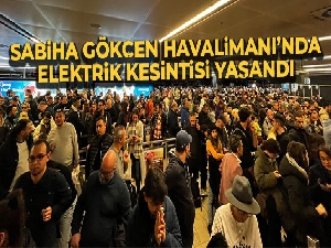 Sabiha Gökçen Havalimanı'nda elektrik kesintisi yaşandı