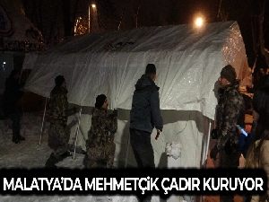 Malatya'da mehmetçik çadır kuruyor