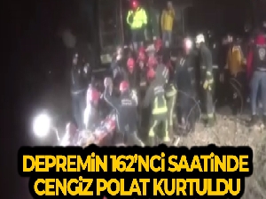 Depremin 162'nci saatinde enkazdan 45 yaşında Cengiz Polat sağ çıkarıldı