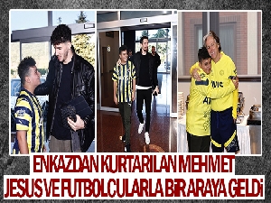 Enkazdan kurtarılan Mehmet Akif Ağaç, Jorge Jesus ve futbolcularla bir araya geldi
