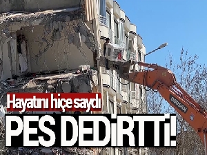 Ekskavatörün ucunda 4. kattan beyaz eşya indirdi