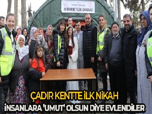 Çadır kentte ilk nikah: İnsanlara 'umut' olsun diye evlendiler