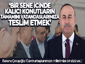 Bakan Çavuşoğlu Diyarbakır'daki çadırkenti ziyaret etti
