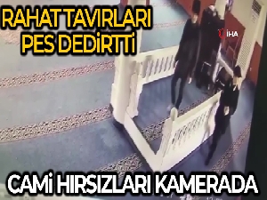 Beylikdüzü'nde camiden mikrofon çalan hırsızlar kamerada