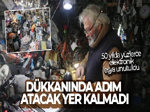 Dükkanında adım atacak yer kalmadı: 50 yılda yüzlerce elektronik eşya unutuldu