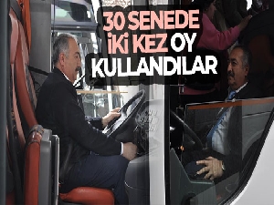 30 senede iki kez oy kullandılar