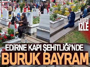 Edirnekapı Şehitliği'nde buruk bayram