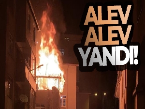 Kağıthane'de 3 katlı binanın çatısı alev topuna döndü