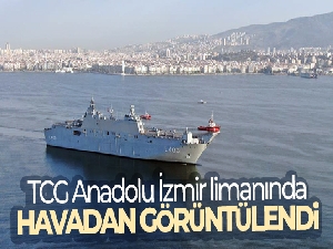 Dünyanın ilk SİHA gemisi İzmir'de: TCG Anadolu İzmir limanında havadan görüntülendi