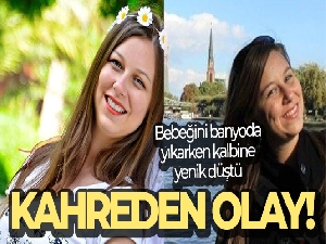 8 aylık bebeğini banyoda yıkarken kalbine yenik düştü