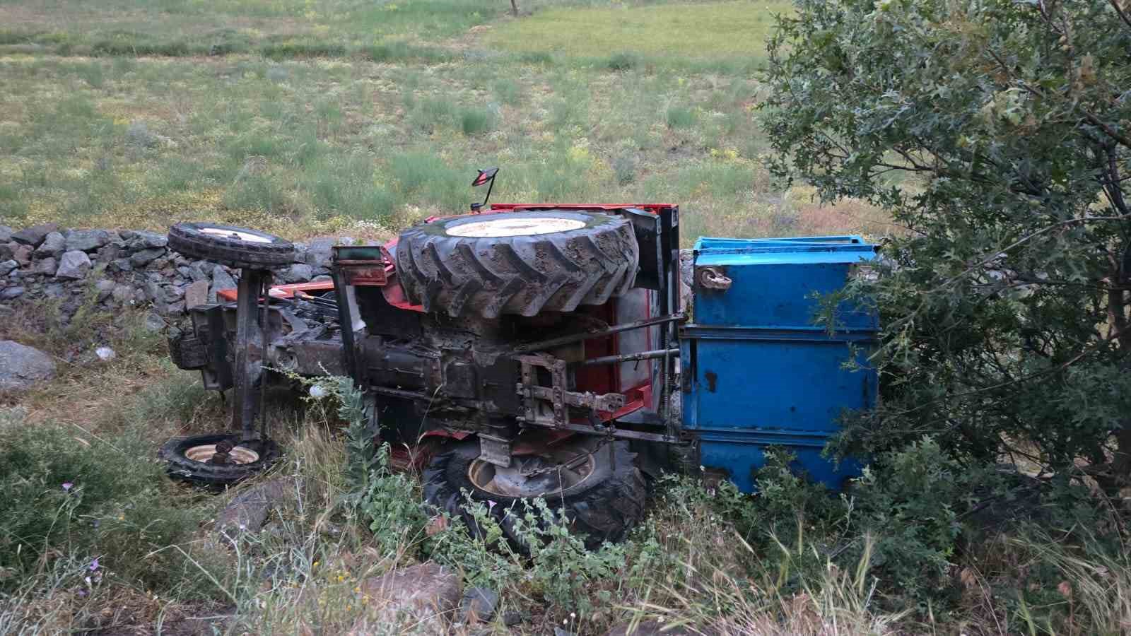 konya-da-traktor-devrildi-1-yarali