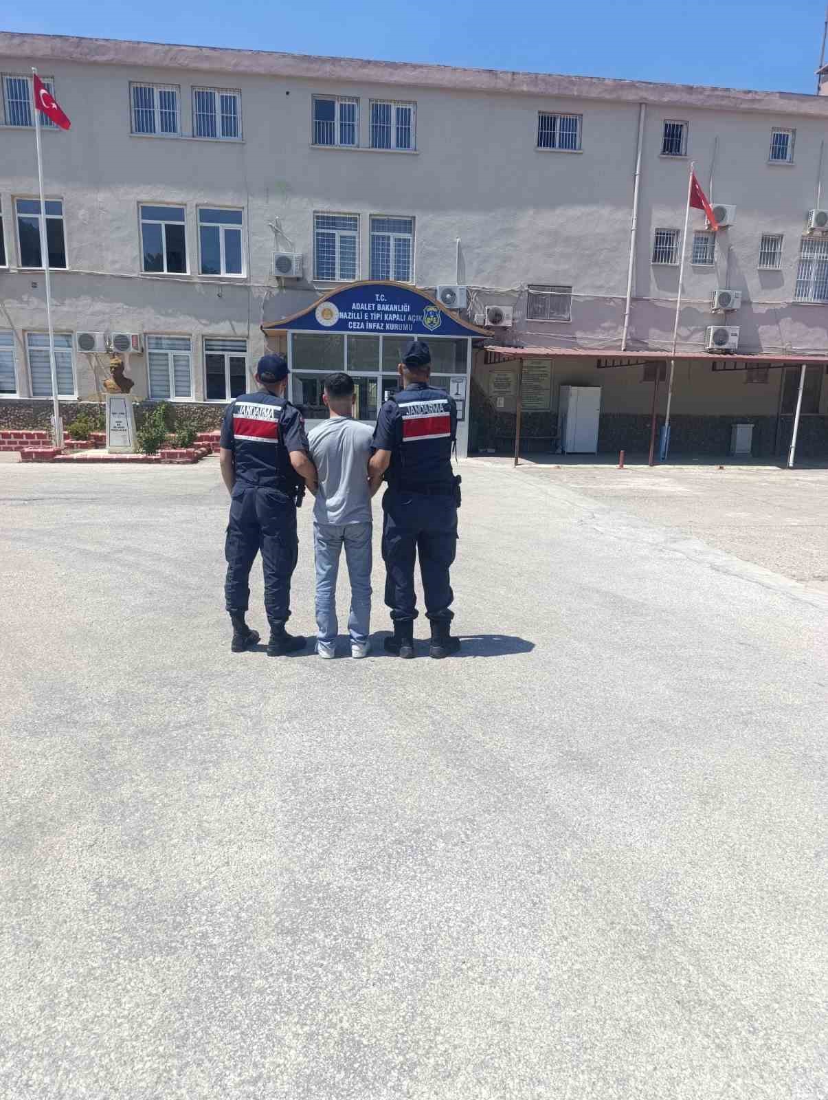 silahli-yagma-sucundan-araniyordu-nazilli-de-yakalandi