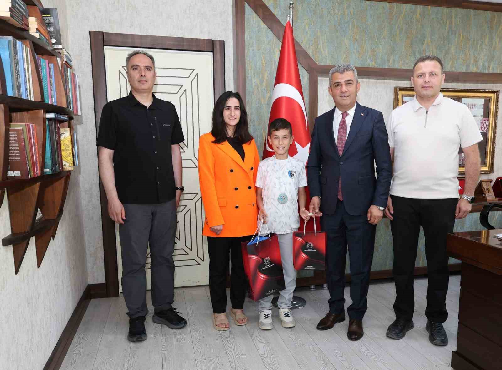 semih-atas-erzurum-un-gururu-oldu