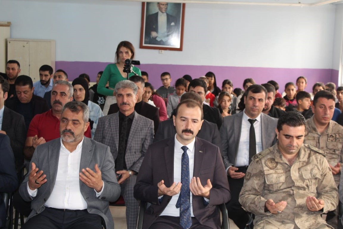 Mardin’de şehit edilen öğretmenler görev yaptıkları okulda anıldı