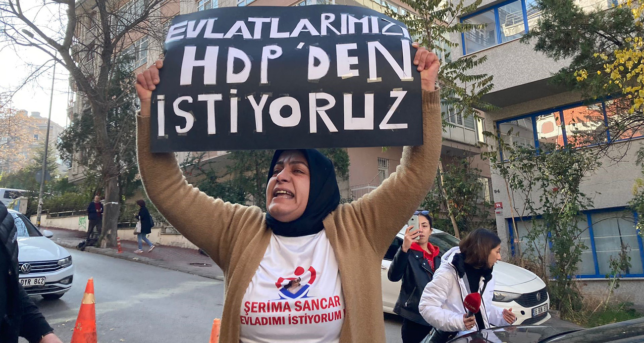 Kızı HDP tarafından kaçırılan anne isyan etti: “Ha HDP ha PKK”