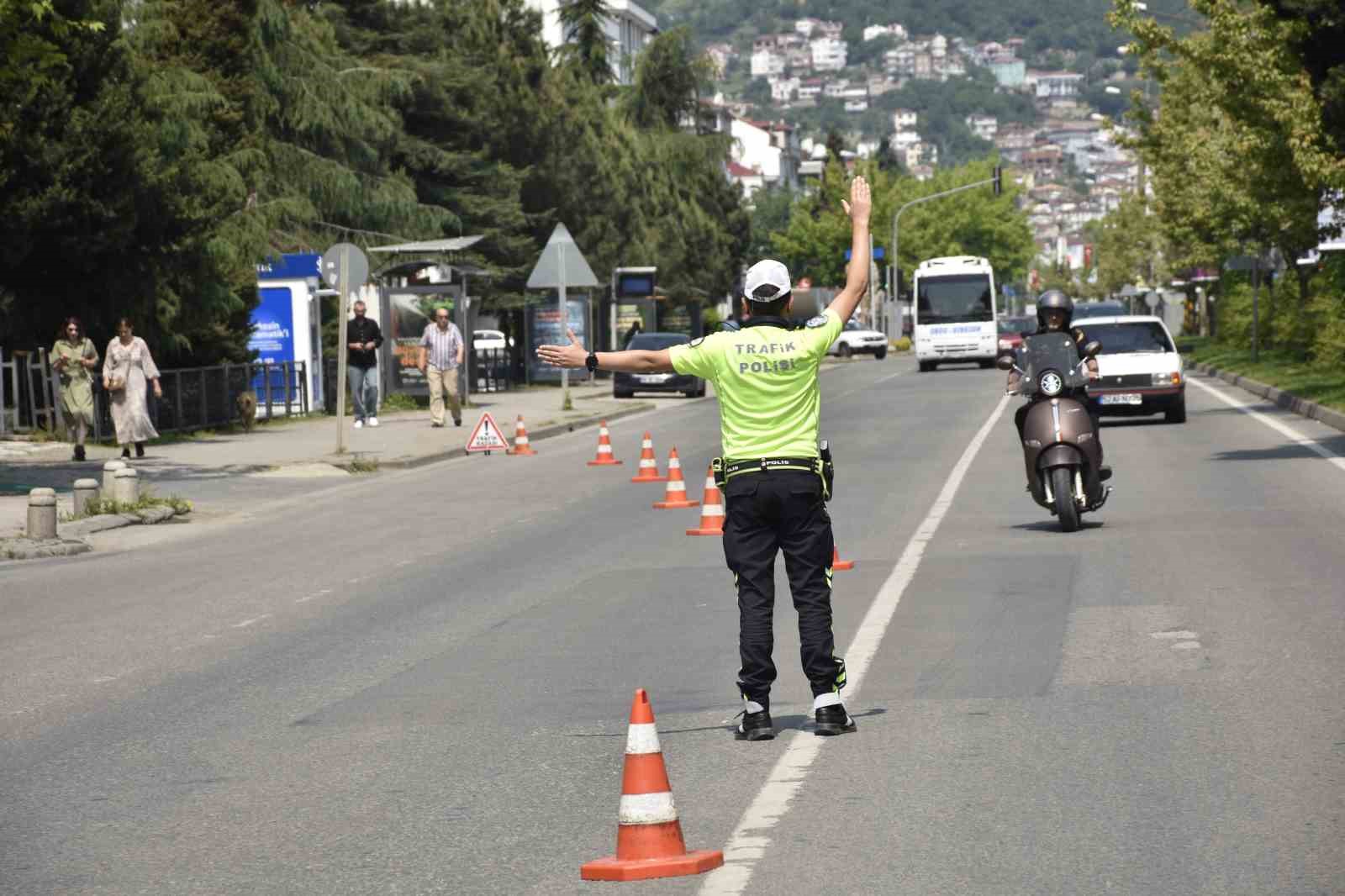 ordu-da-trafik-denetimleri-bir-haftada-17-bine-yakin-arac-ve-surucu-denetlendi