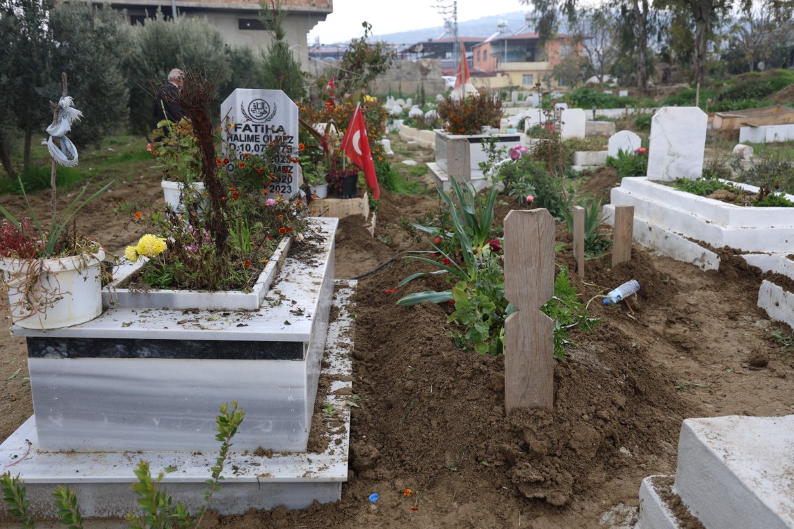 Enkaz başında bisküviyle yürekleri dağlamıştı, kansere yenik düştü