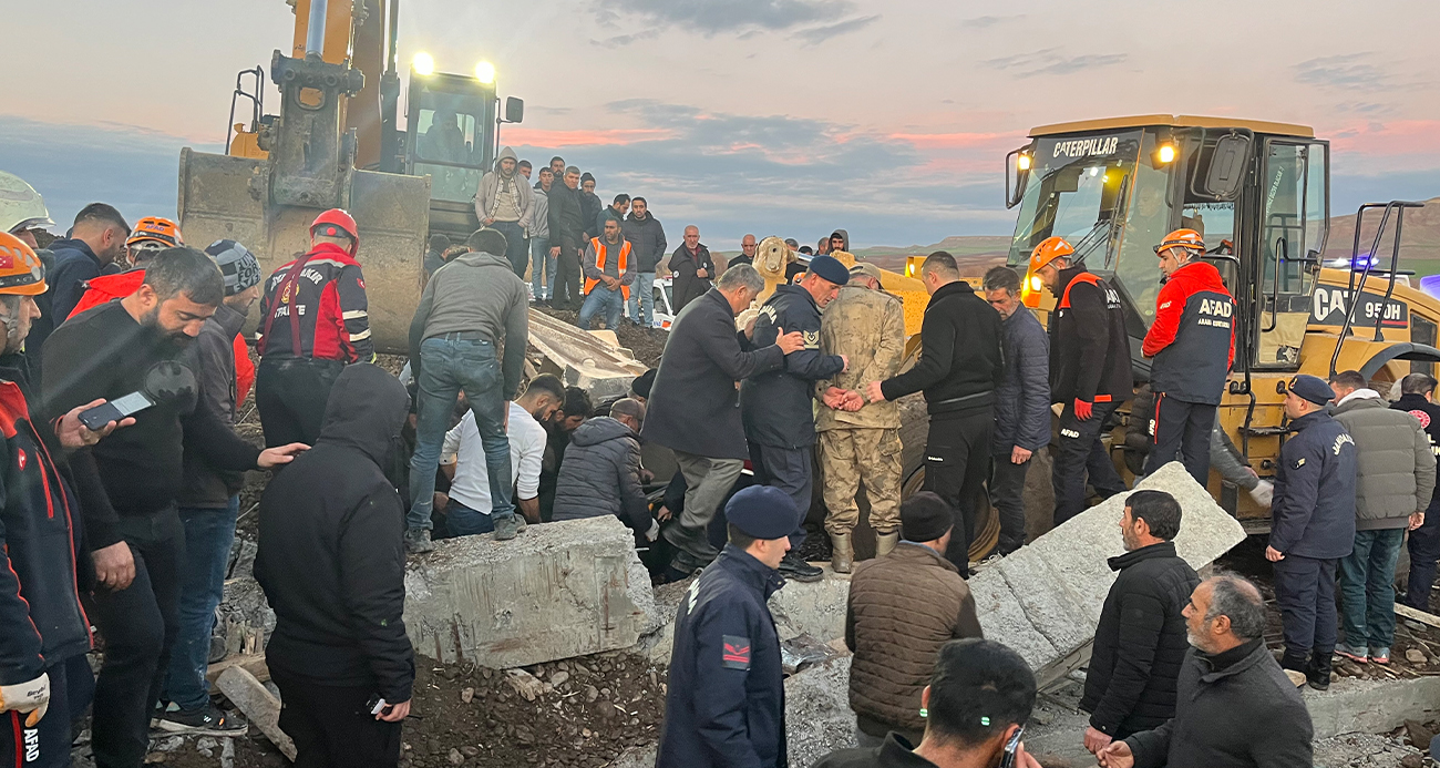 Diyarbakır’da kum ocağında göçük!