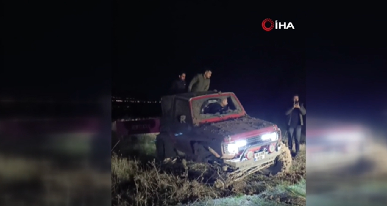 Off-road yaparken lastiği koptu, farkında olmadan kilometrelerce yol gitti