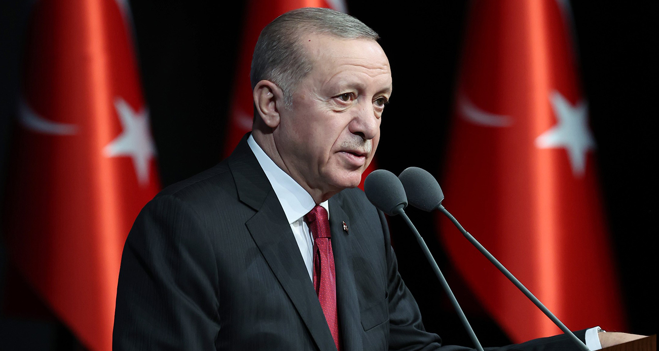 Cumhurbaşkanı Erdoğan: "Yüksek yargı kurumlarımız arasındaki ihtilafı gidermek mecburiyetindeyiz"