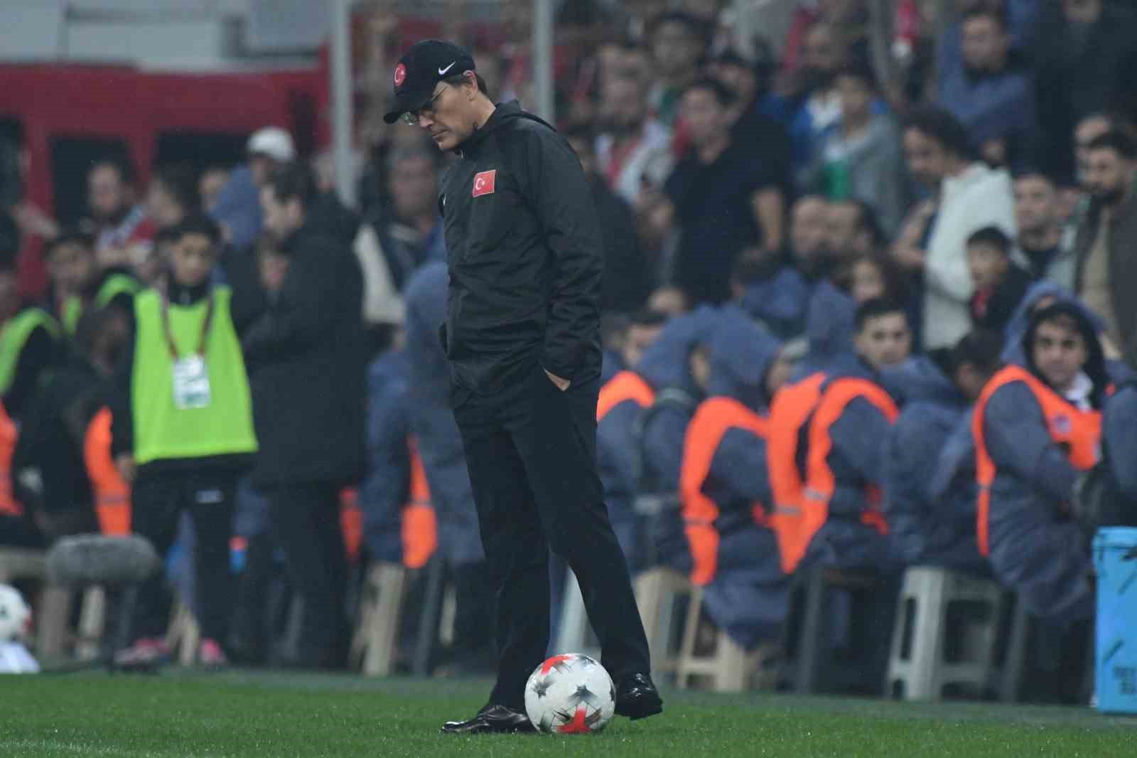 bursa-da-tff-ve-montella-ya-tepki