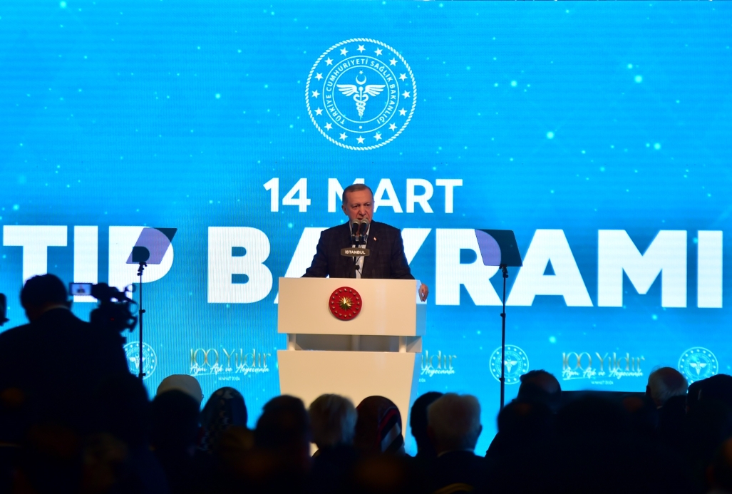 Cumhurbaşkanı Erdoğan: ''Sağlıkta Türkiye'nin eline su dökecek ülke yok''