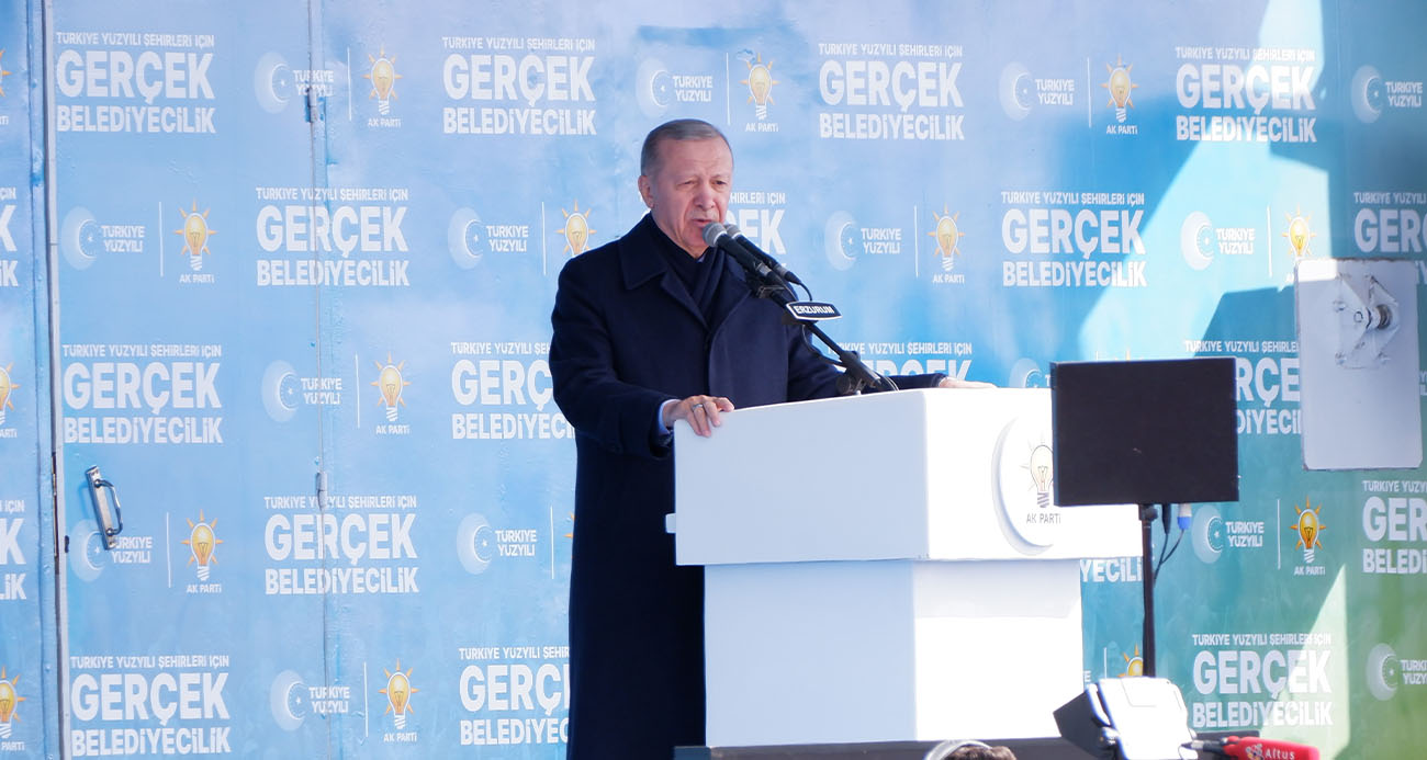 Cumhurbaşkanı Erdoğan: “Bugün doya doya teneffüs ettiğimiz özgürlük ortamı birileri tarafından bizlere altın tepside sunulmadı”