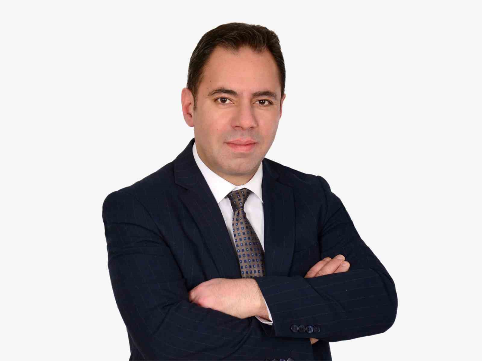 Prof. Dr. Ötüken Senger MHP’den Kars Belediye Başkanı seçildi