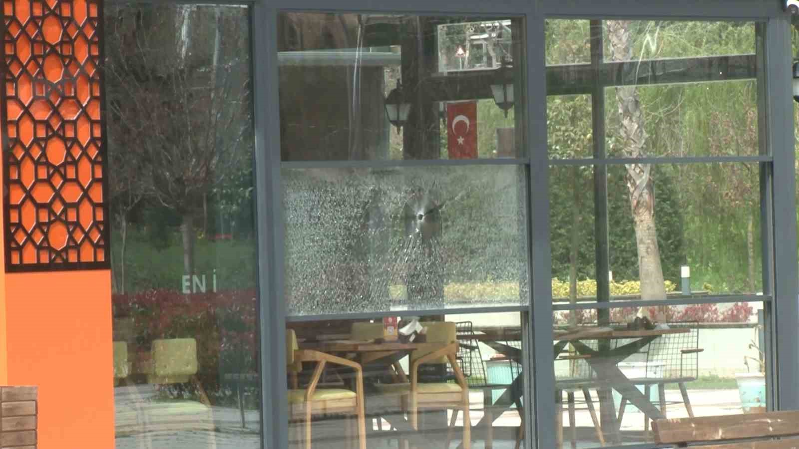 Başakşehir’de bombalı saldırıda hasar gören iş yerleri görüntülendi