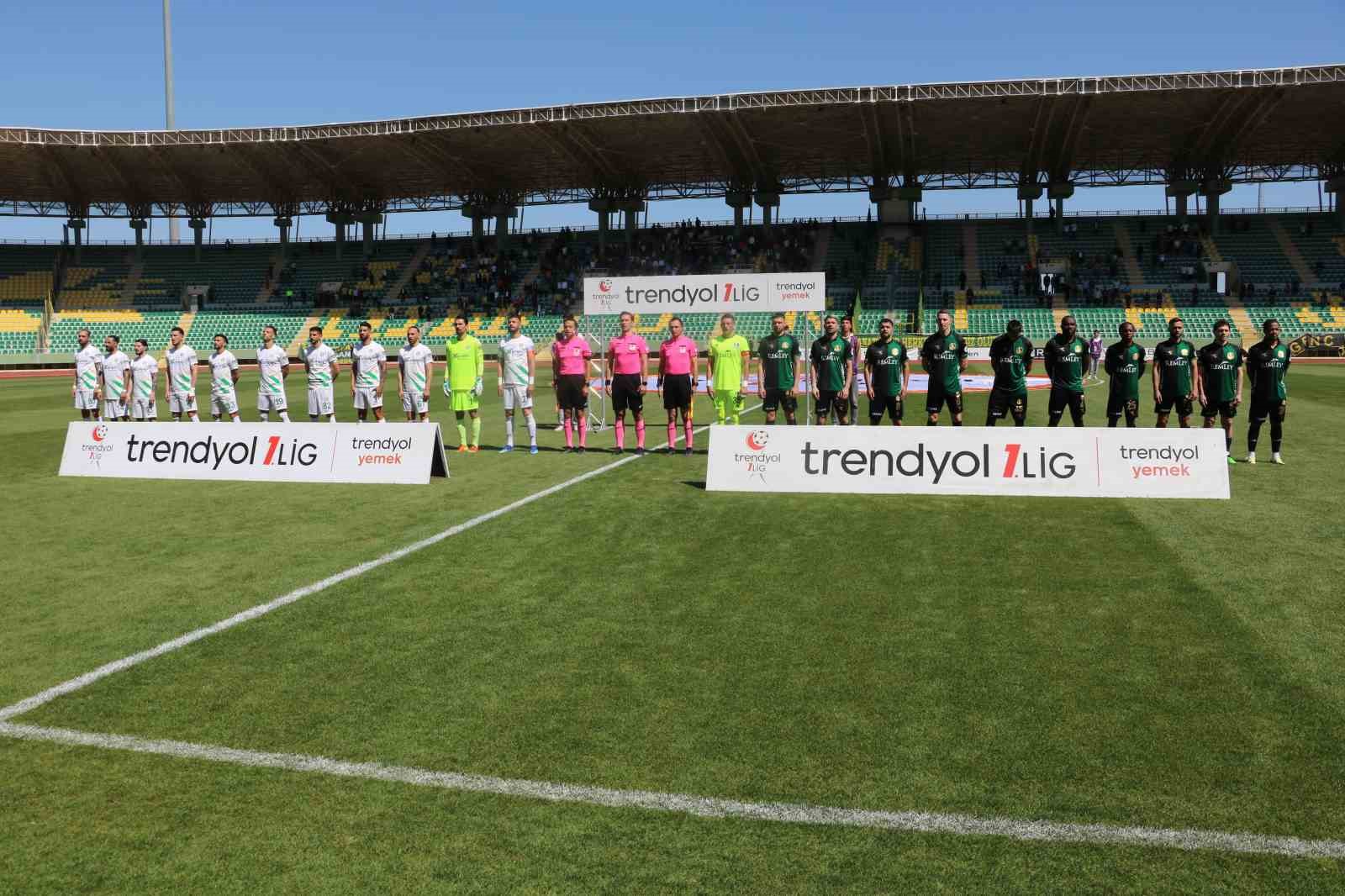 Trendyol 1. Lig: Şanlıurfaspor: 2 - Sakaryaspor: 0 (Maç devam ediyor)