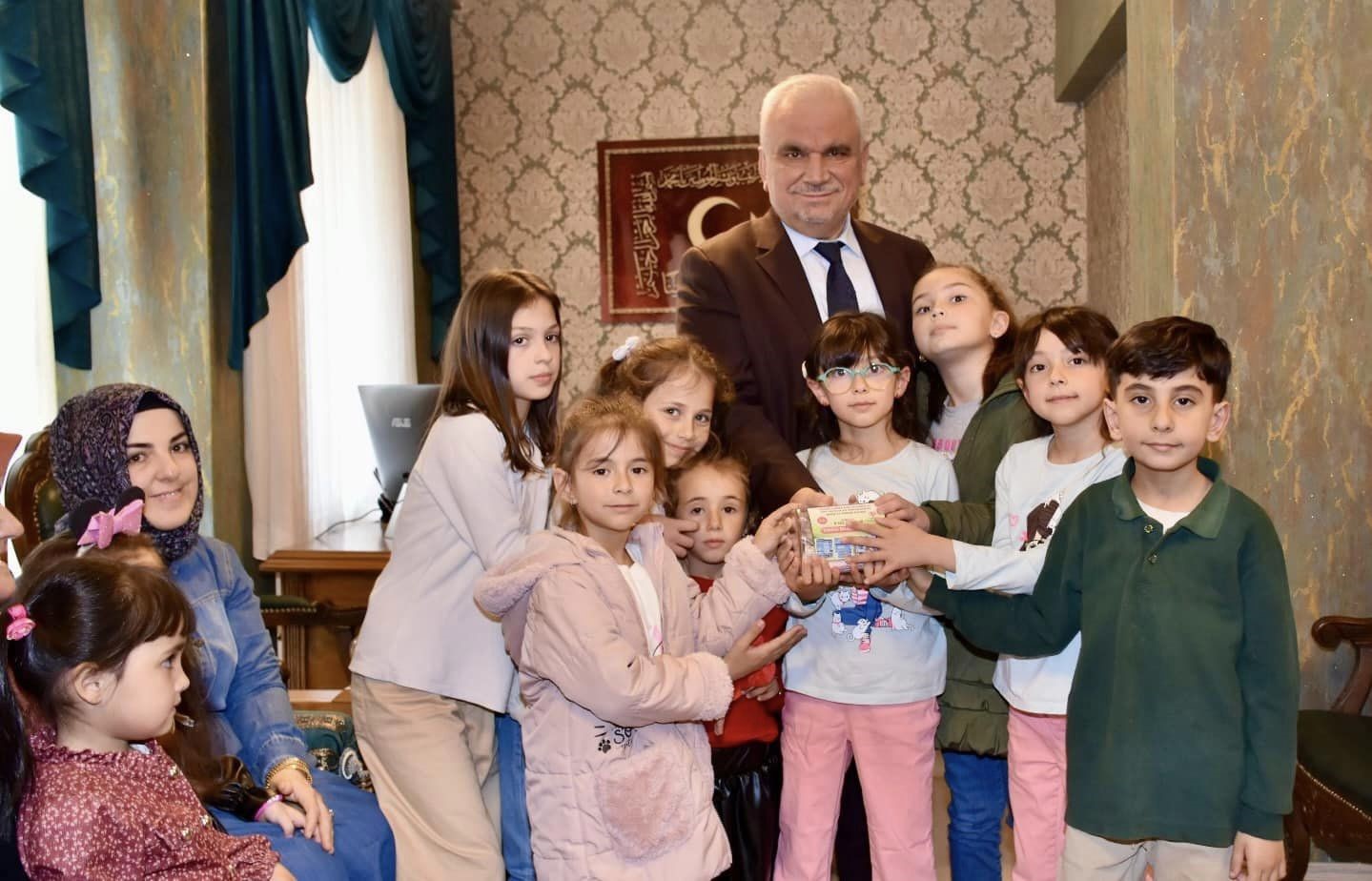 Minik öğrencilerden Filistin’e destek