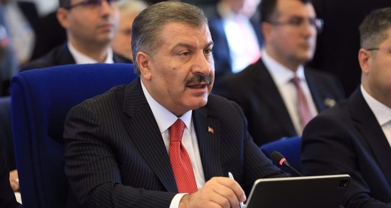 Bakan Koca: “Nuri Alço’nun tedavisi yoğun bakımda devam etmektedir”